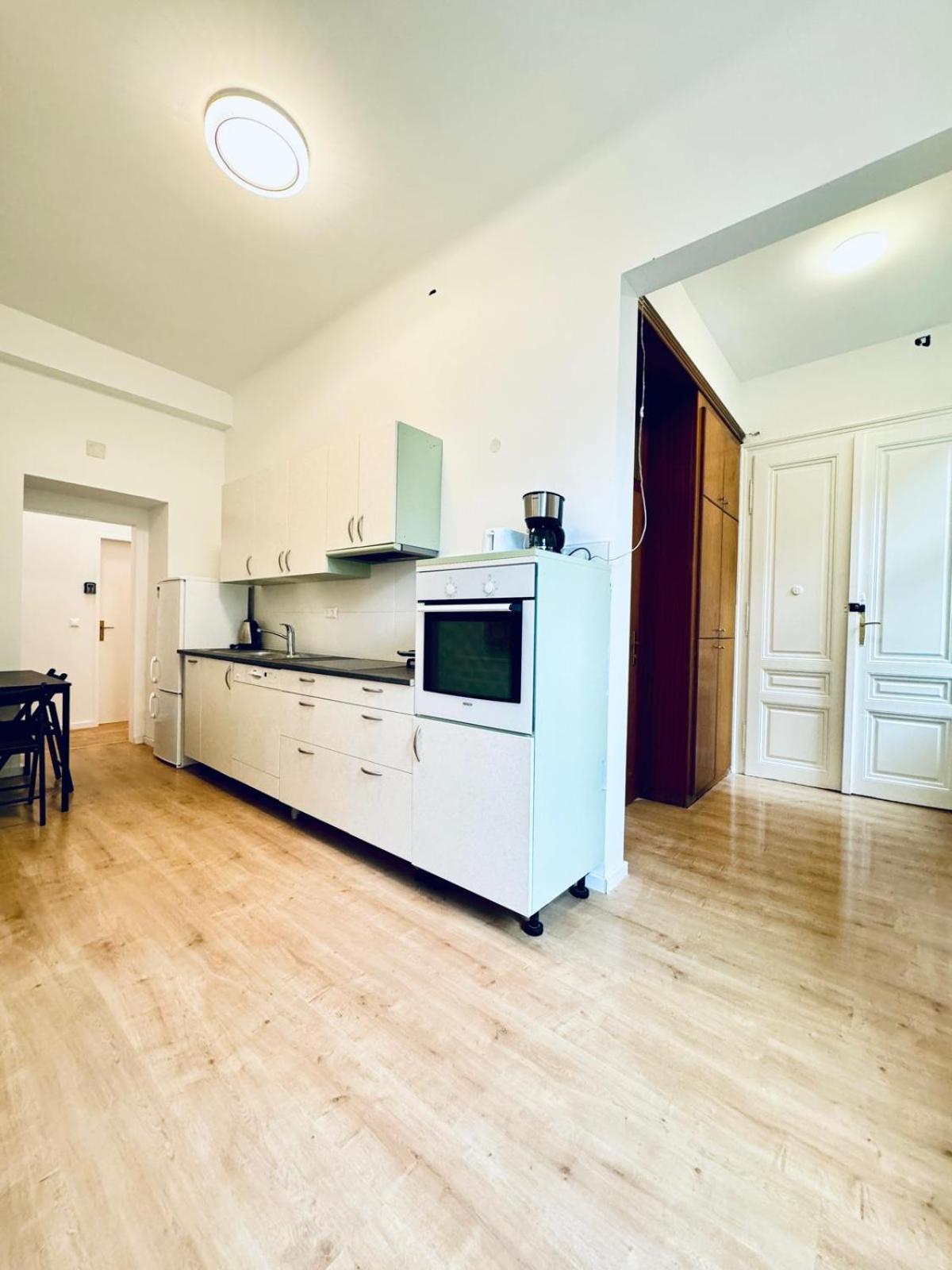 5Br Shared Apt Ideal For Groups 7 Min To Westbahnhof ウィーン エクステリア 写真